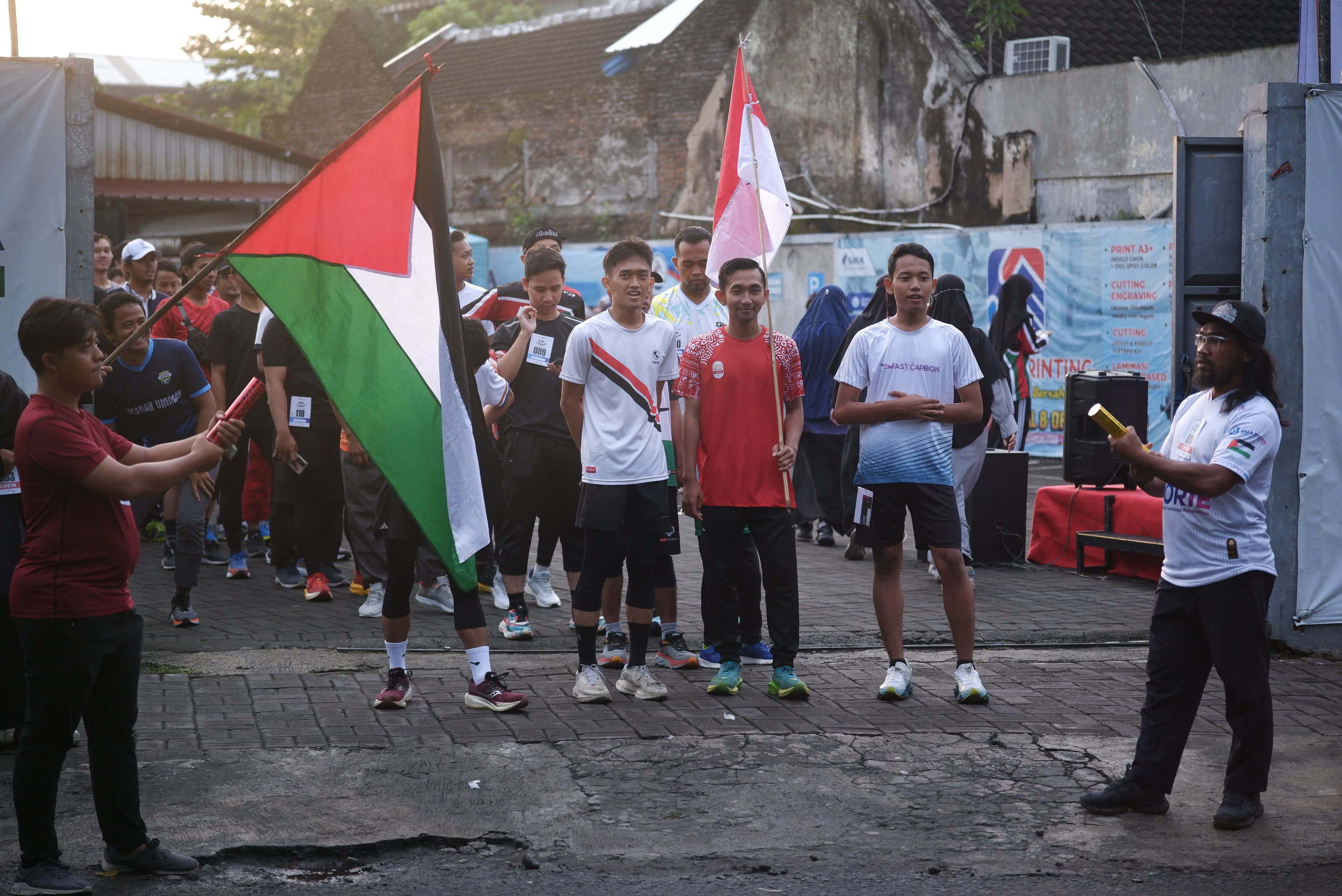 Peserta Run For Liberation 2025 di garis start
